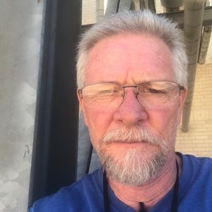 Meet your Posher, Larry